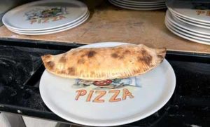 Photo Pizza calzone